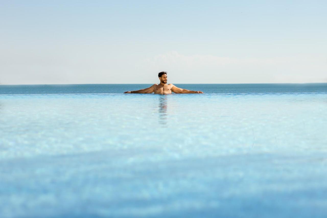 Jumeirah Messilah Beach Kuwait Kuwait City Exteriér fotografie Infinity pool